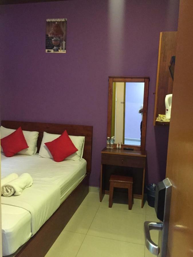 Saujana City Hotel Bandar Saujana Putra Ngoại thất bức ảnh