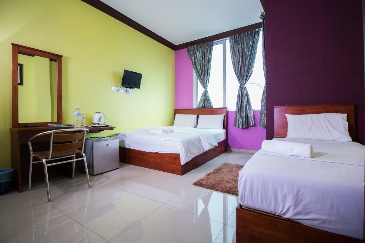 Saujana City Hotel Bandar Saujana Putra Ngoại thất bức ảnh