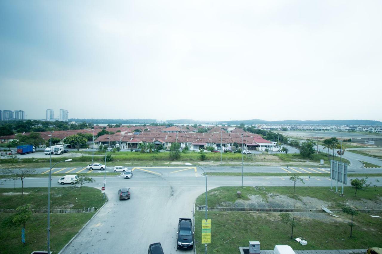 Saujana City Hotel Bandar Saujana Putra Ngoại thất bức ảnh