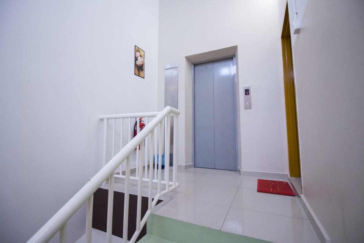 Saujana City Hotel Bandar Saujana Putra Ngoại thất bức ảnh